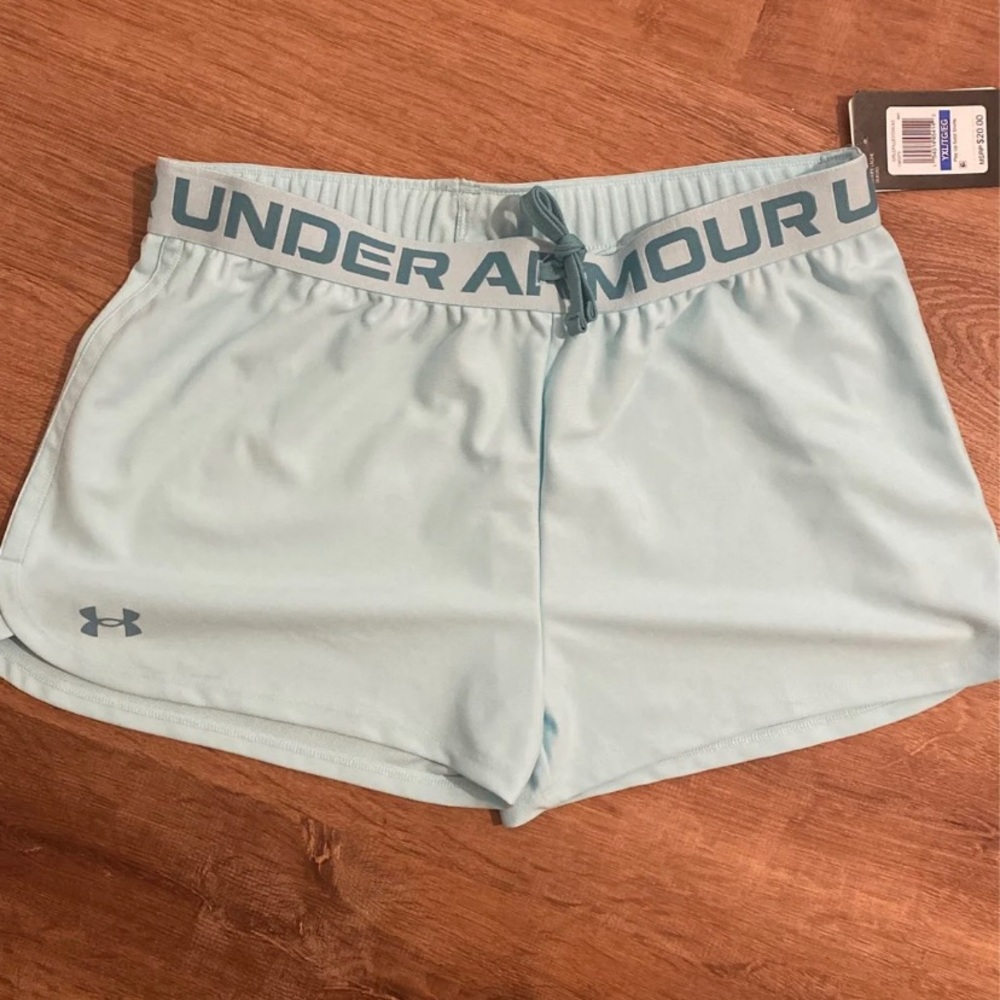 New girls under Armour shorts